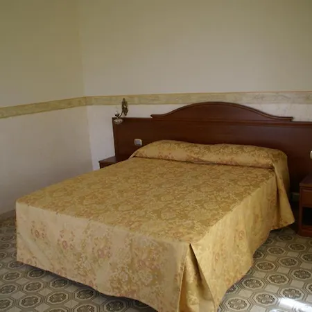 Agriturismo Tenuta Quarto Santa Croce Bauernhof *